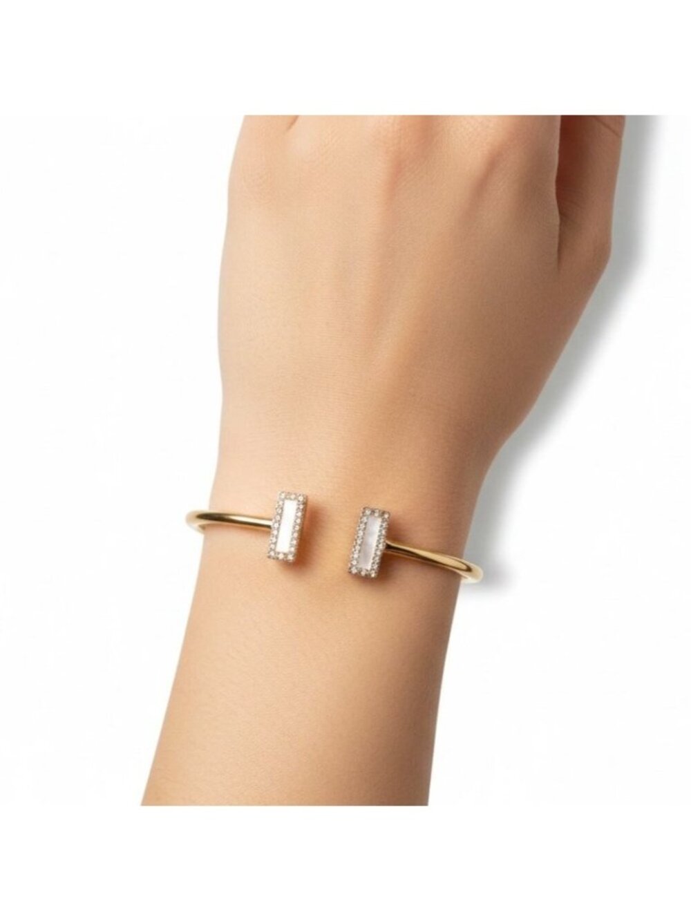 NWB Kate Spade Raising The Bar Gold Tone Crystal Bar Open Cuff Hinged Bracelet D